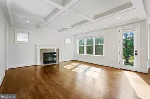1820 N Dinwiddie St, Arlington, VA 22207 - Photo 9