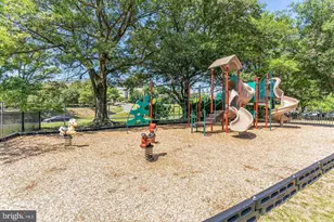 1011 Arlington Blvd, Arlington, VA 22209 - Photo 3