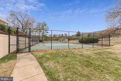 1300 Army Navy Drive #625, Arlington, VA 22202 - Photo 31