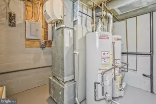 706 N Cleveland St, Arlington, VA 22201 - Photo 45