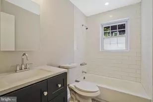 706 N Cleveland St, Arlington, VA 22201 - Photo 33
