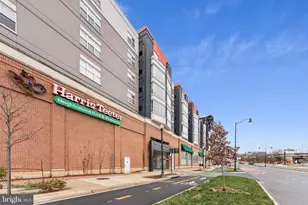 1300 Army Navy Dr, Arlington, VA 22202 - Photo 33