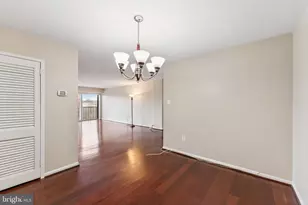 1300 Army Navy Dr, Arlington, VA 22202 - Photo 13