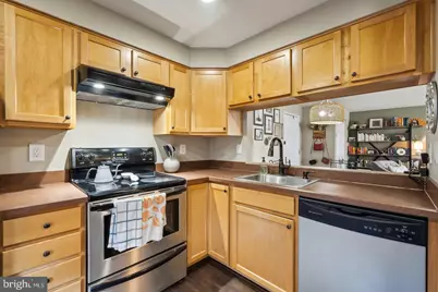 1020 N Stafford Street #311, Arlington, VA 22201 - Photo 23