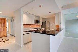 1530 Key Blvd, Arlington, VA 22209 - Photo 5