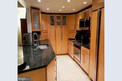 1530 Key Boulevard #1319, Arlington, VA 22209 - Photo 7