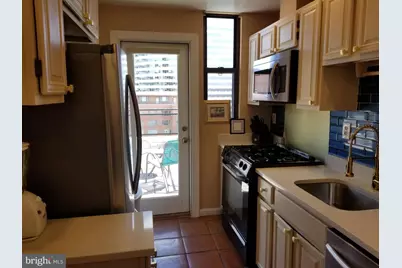 1111 Arlington Boulevard #1007, Arlington, VA 22209 - Photo 3