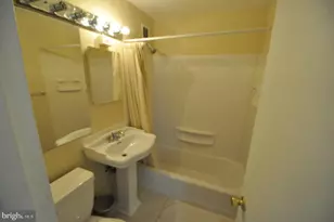 1121 Arlington Blvd, Arlington, VA 22209 - Photo 9