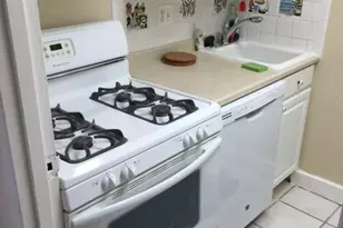 1121 Arlington Blvd, Arlington, VA 22209 - Photo 3