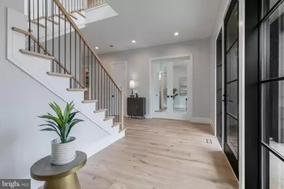 809 N Kenmore Street, Arlington, VA 22201 - Photo 3