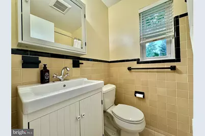 3912 19th Street S, Arlington, VA 22204 - Photo 9