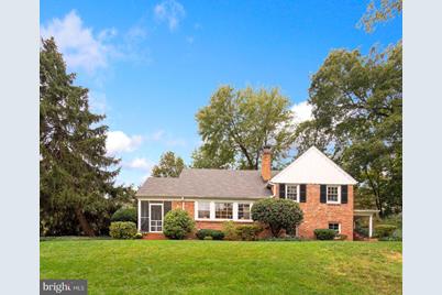 922 W Timber Branch Parkway - Photo 1