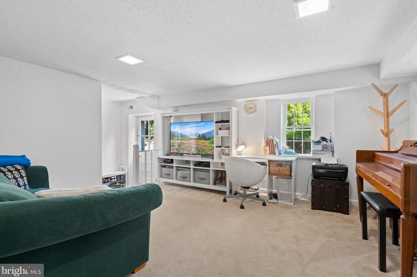 2931 Dinwiddie St, Arlington VA 22206-1405 exterior