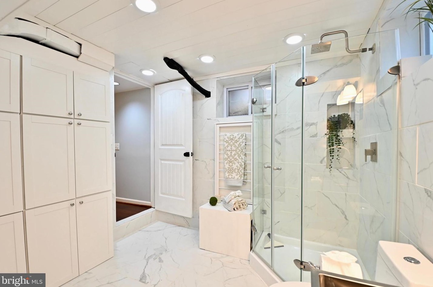 408 Custis Ave, Alexandria VA 22301-1421 exterior