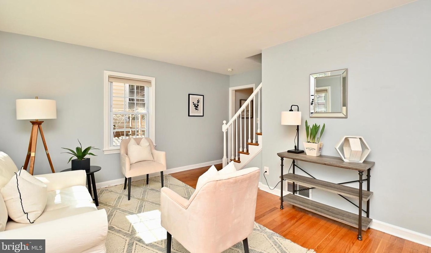 408 Custis Ave, Alexandria VA 22301-1421 exterior