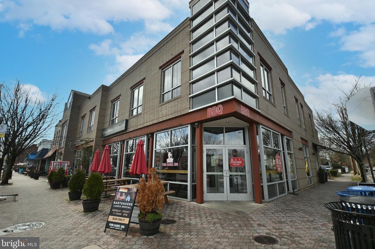 408 Custis Ave, Alexandria VA 22301-1421 exterior