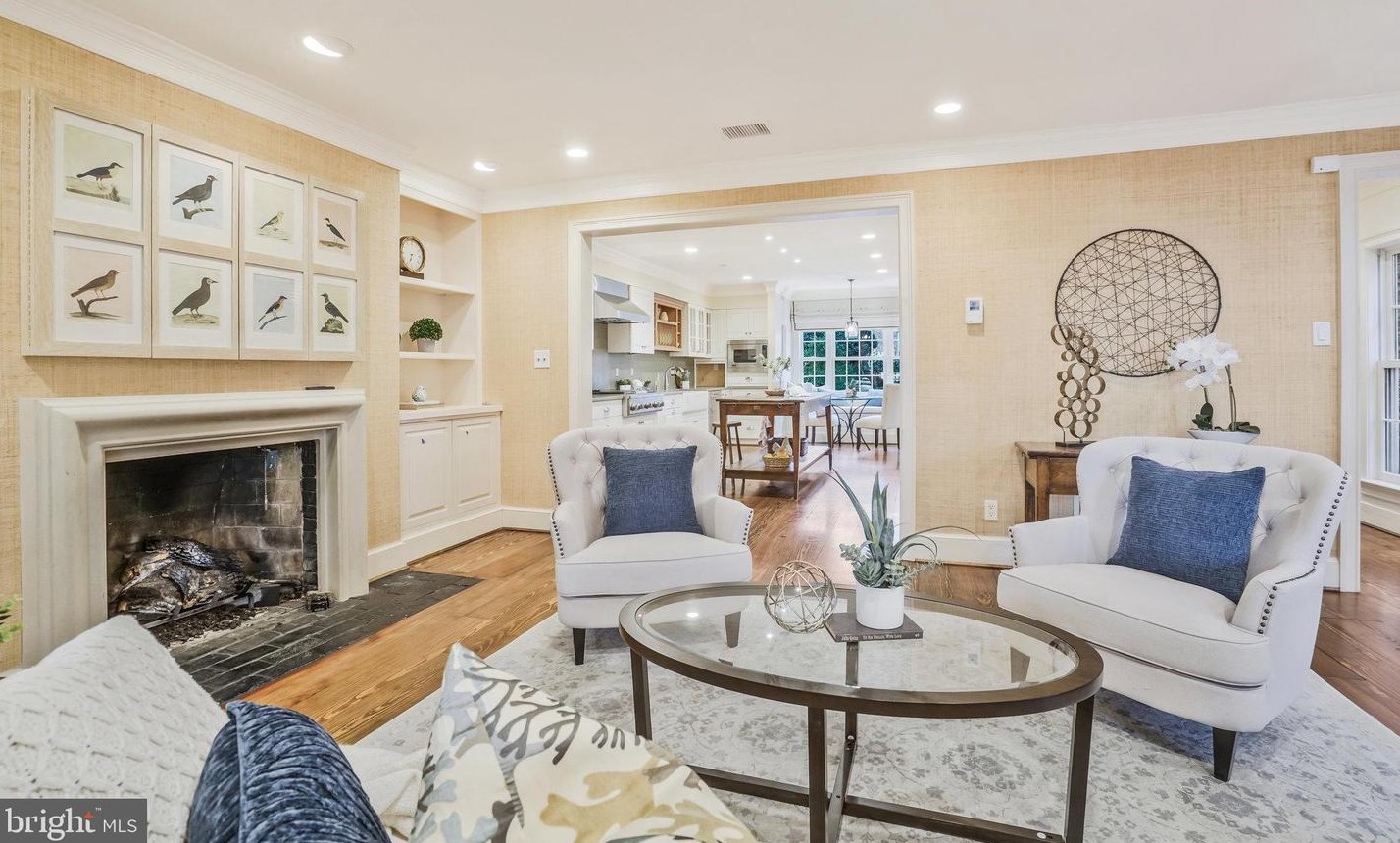 207 Fairfax St, Alexandria VA 22314-3304 exterior