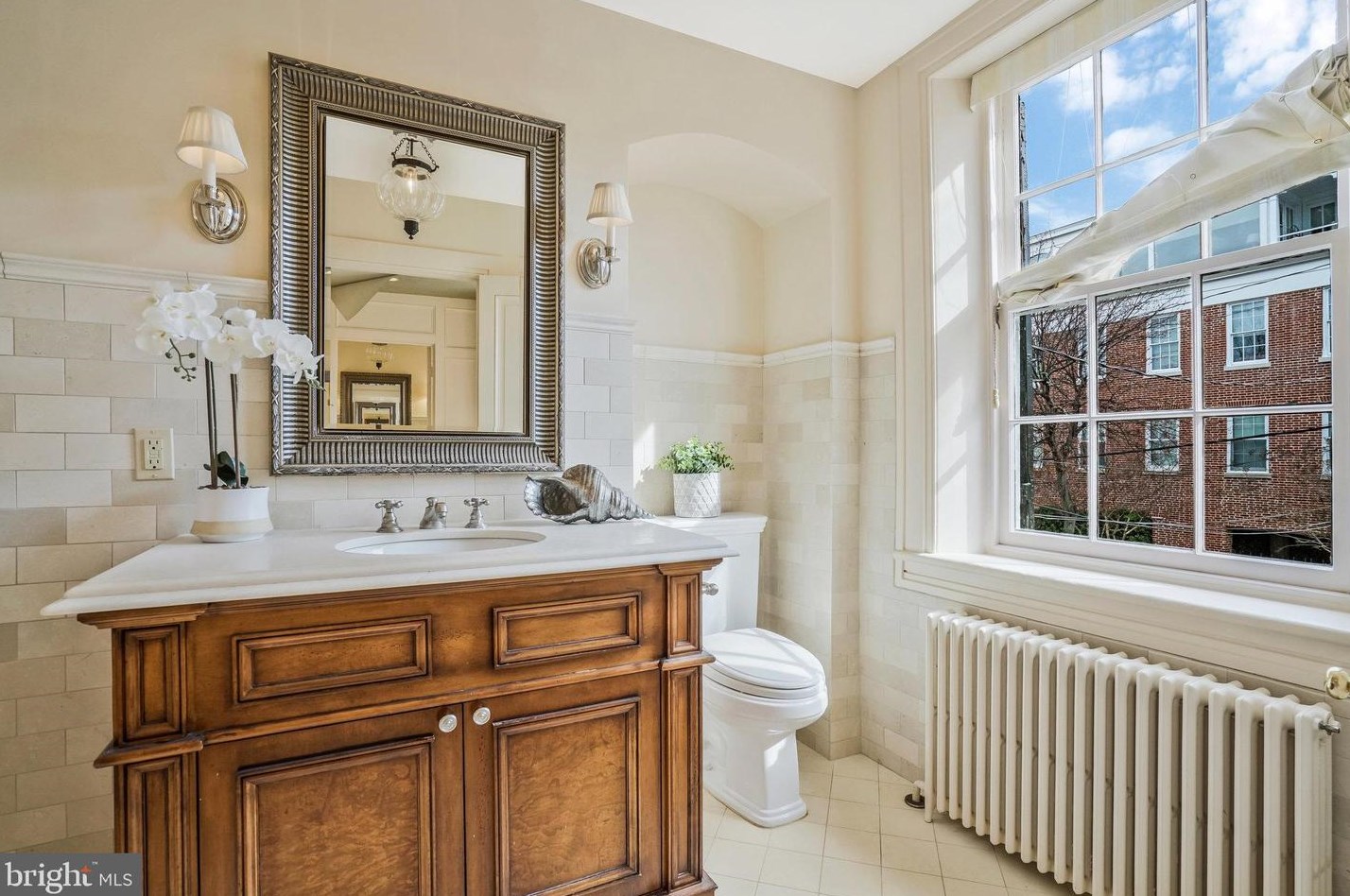 207 Fairfax St, Alexandria VA 22314-3304 exterior