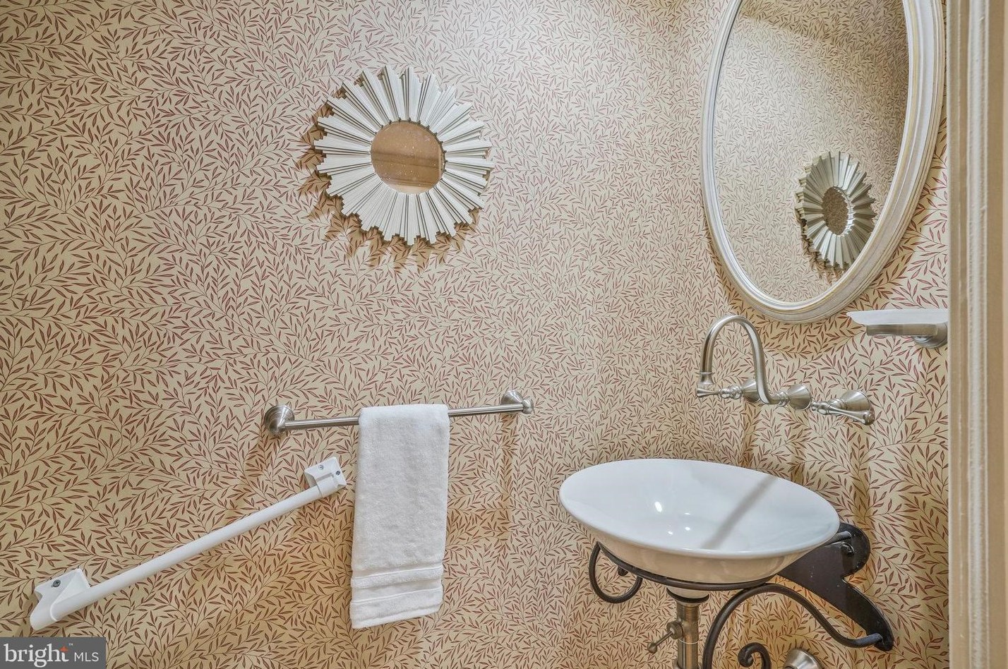 207 Fairfax St, Alexandria VA 22314-3304 exterior