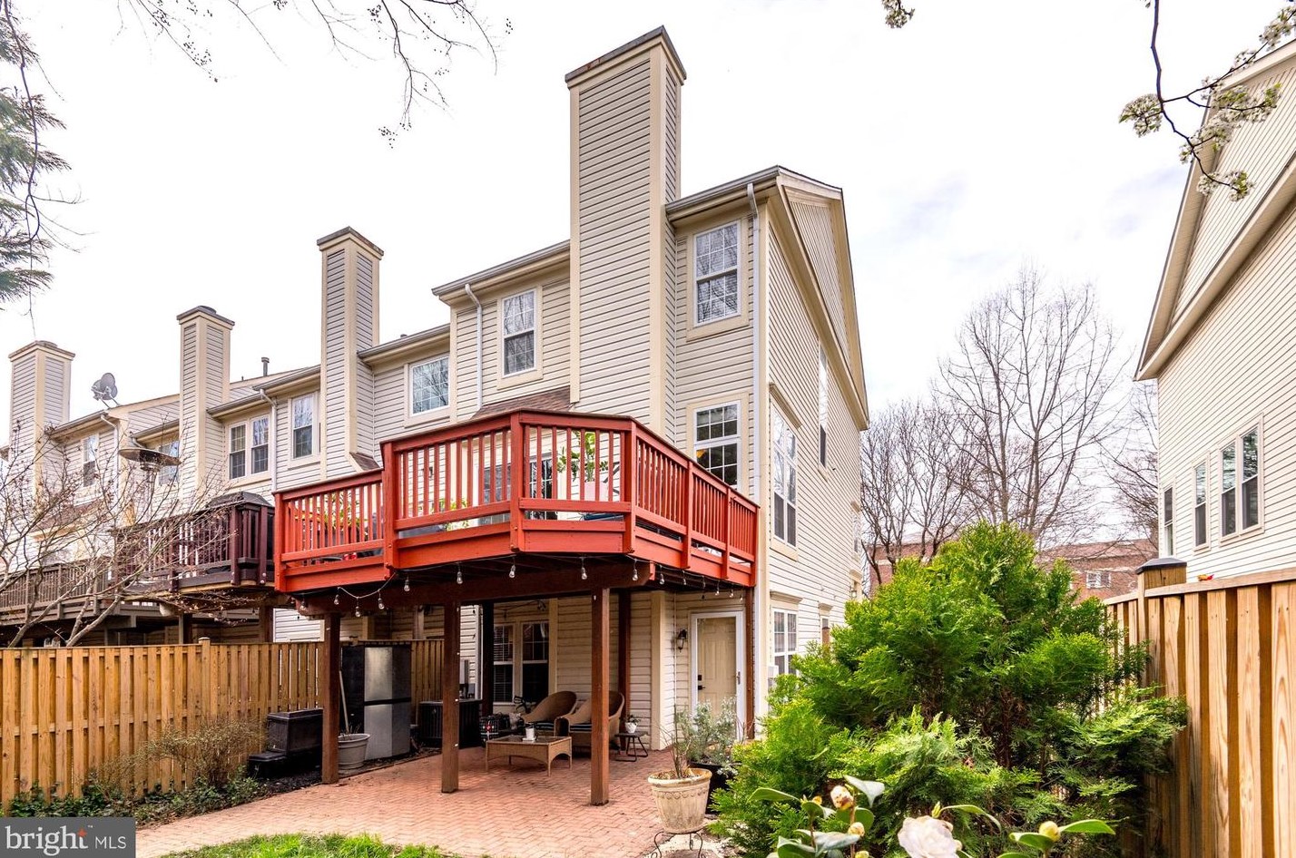 3909 Elbert Ave, Alexandria VA 22305-2064 exterior