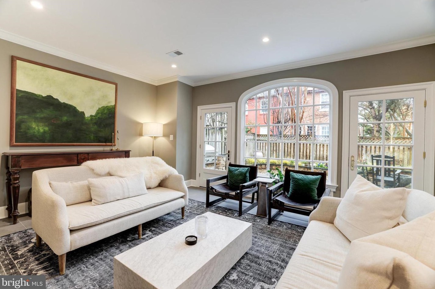 622 Lee St, Alexandria VA  22314-3820 exterior