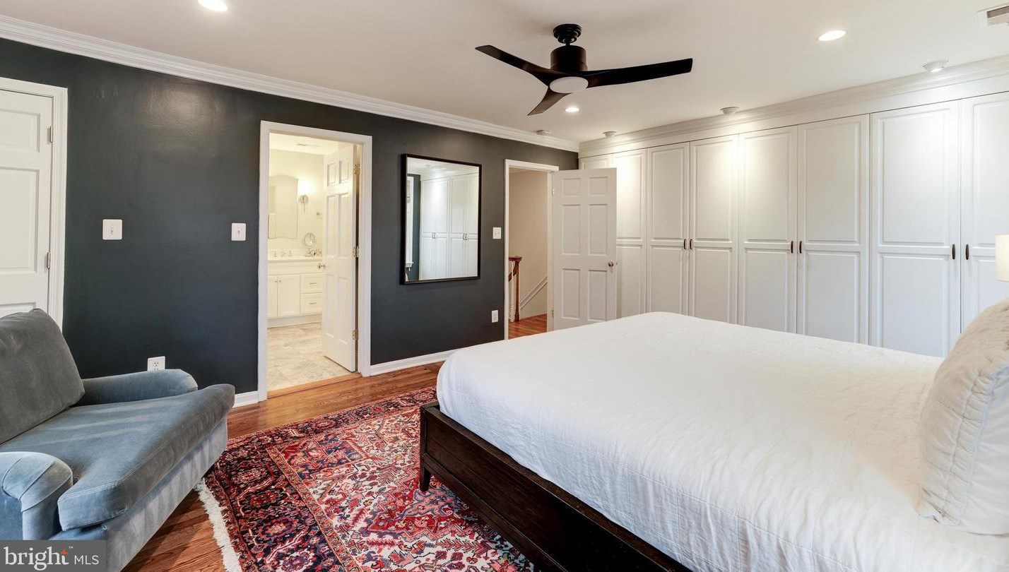 622 Lee St, Alexandria VA  22314-3820 exterior