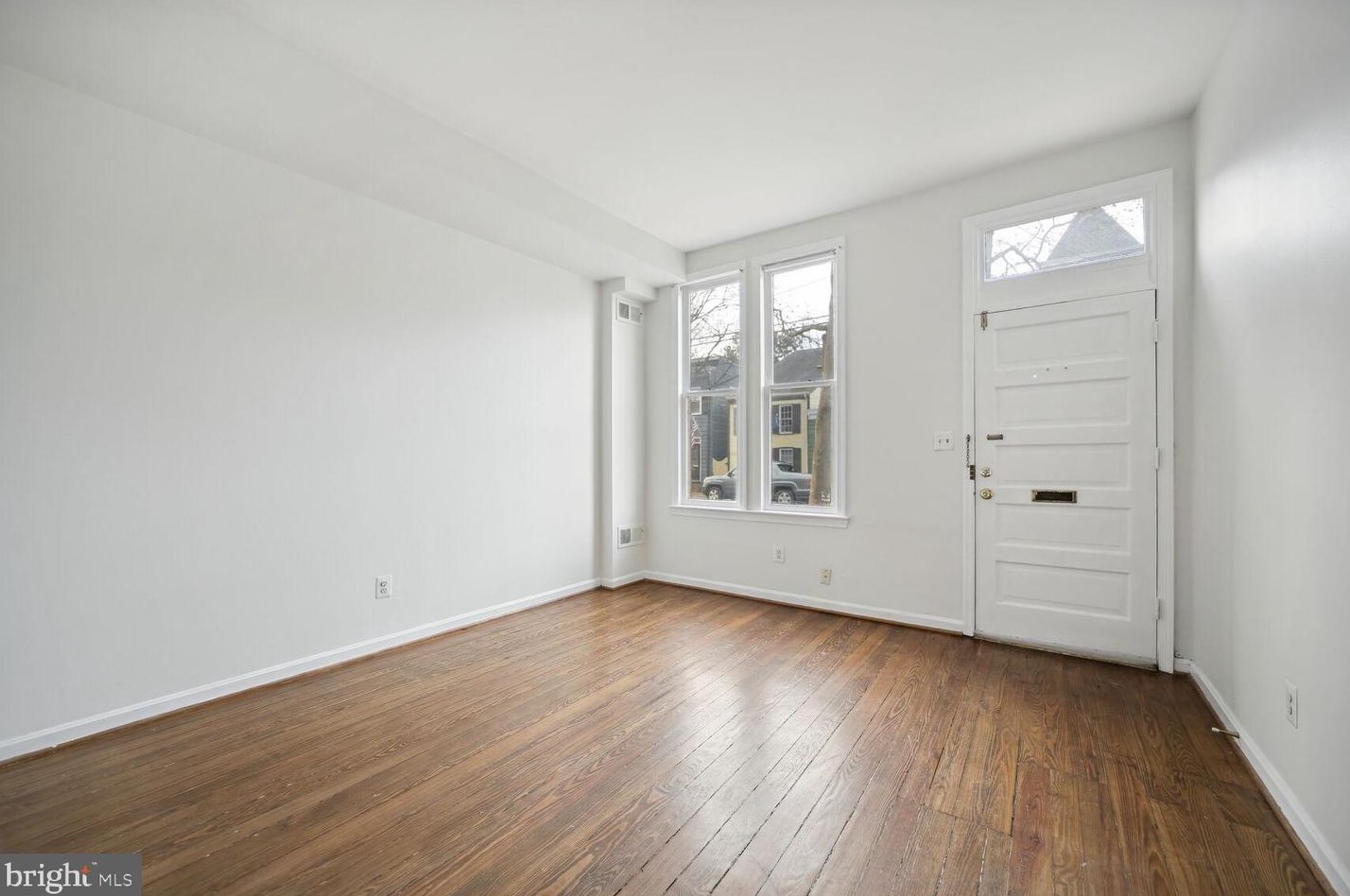 1123 Prince St, Alexandria VA  22314-2934 exterior