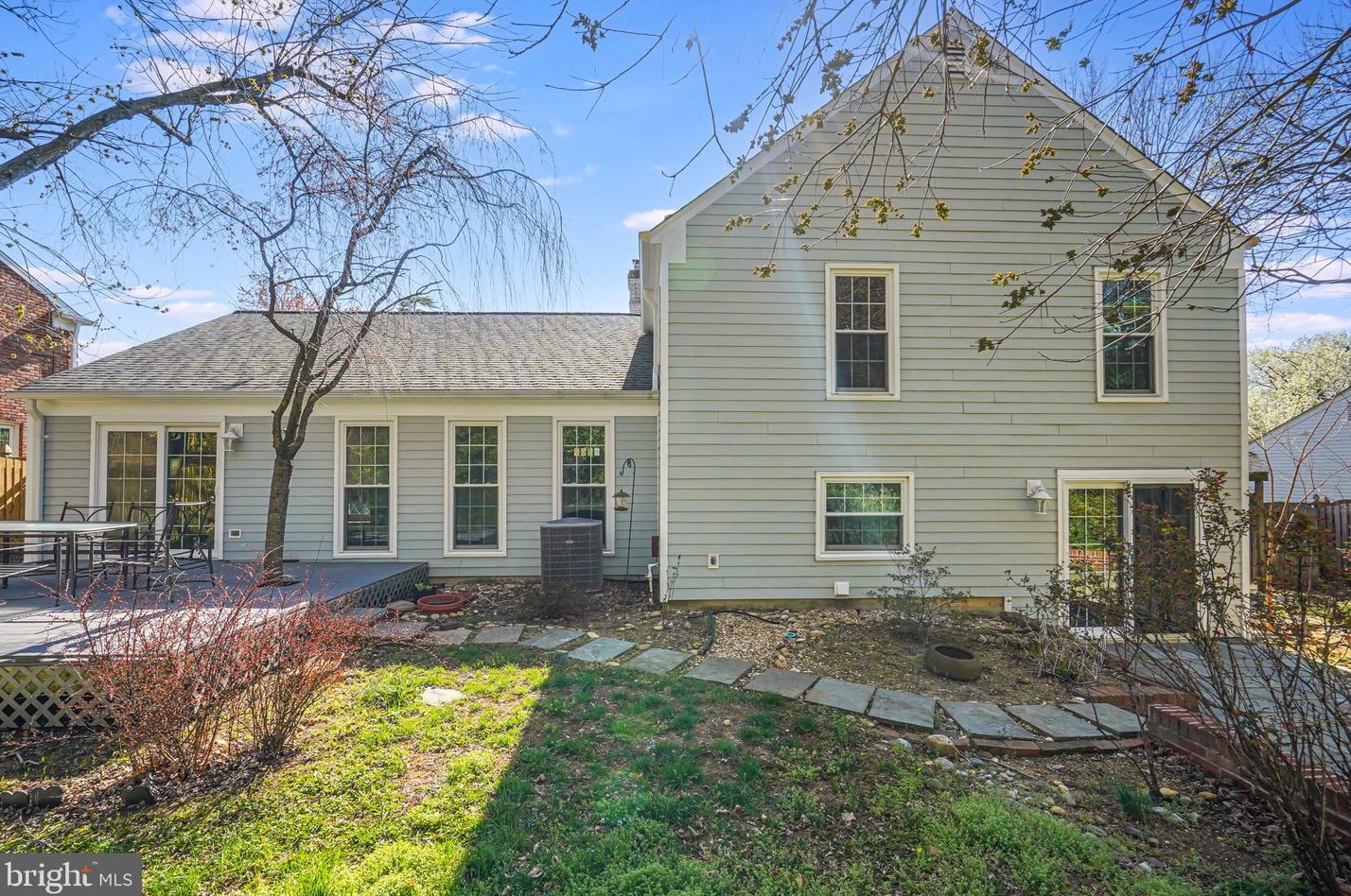 3959 Ft Worth Ave, Alexandria VA 22304-1711 exterior