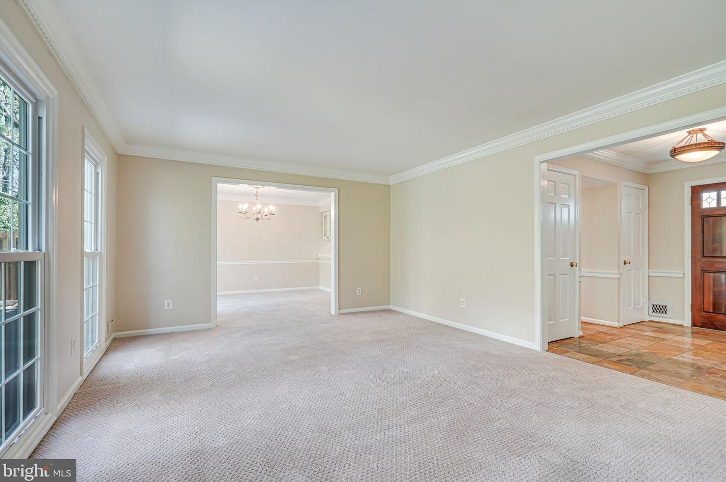 3959 Ft Worth Ave, Alexandria VA 22304-1711 exterior