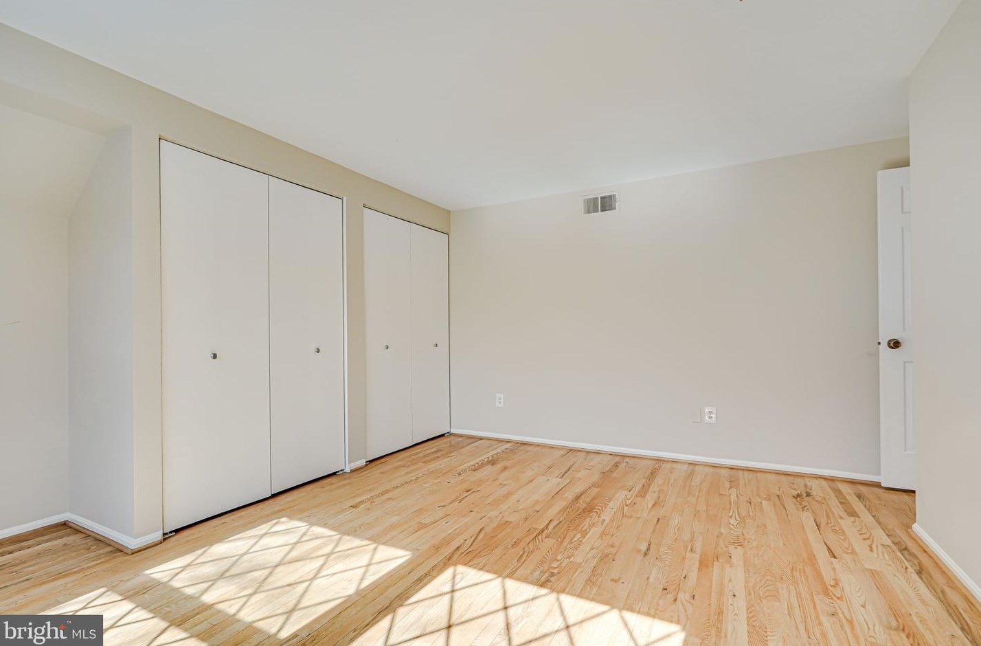 3959 Ft Worth Ave, Alexandria VA 22304-1711 exterior