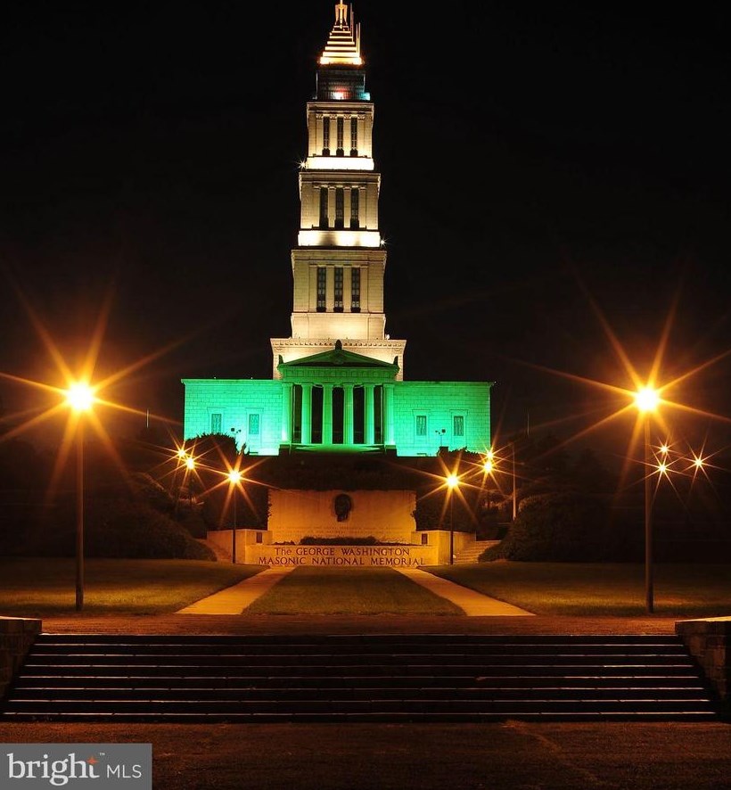 4 Alexandria Ave, Alexandria VA 22302-4204 exterior