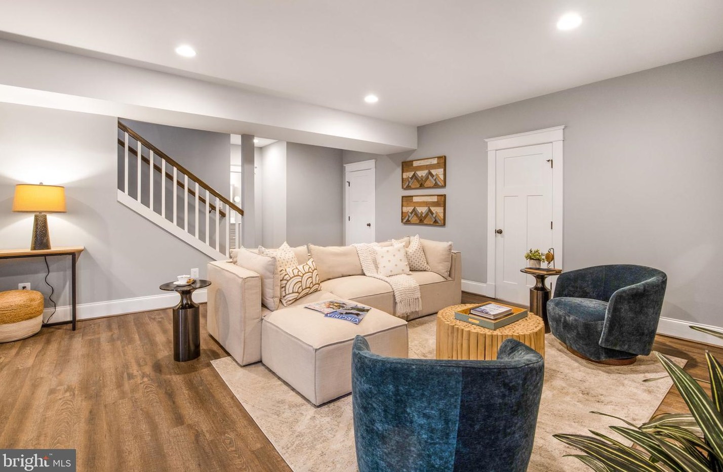 4 Alexandria Ave, Alexandria VA 22302-4204 exterior