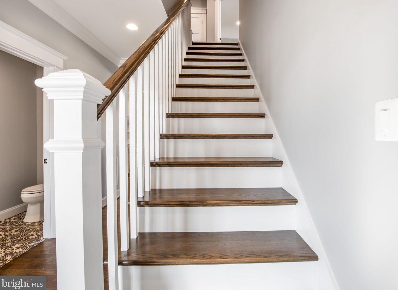 4 Alexandria Ave, Alexandria VA 22302-4204 exterior