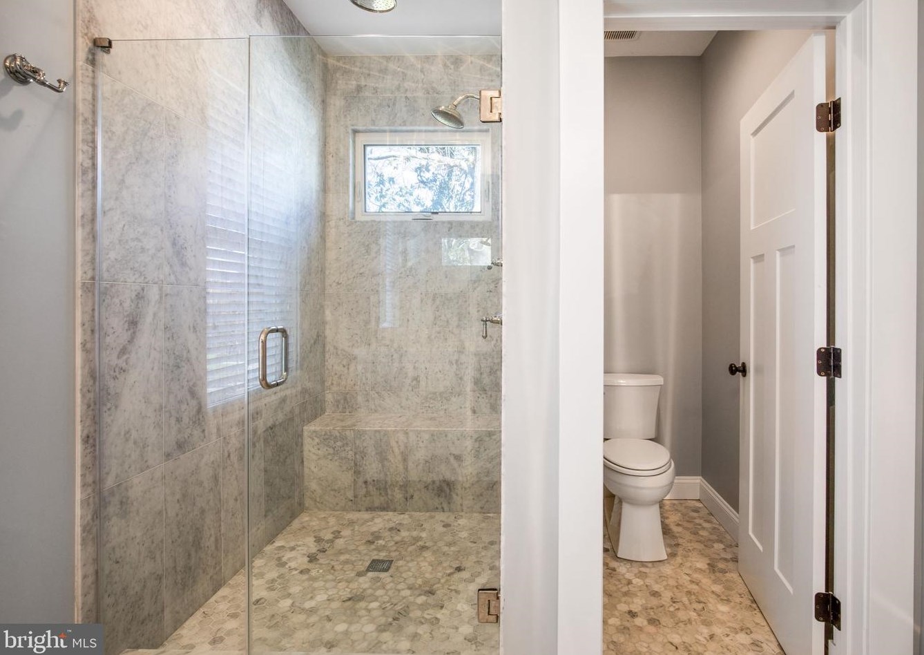 4 Alexandria Ave, Alexandria VA 22302-4204 exterior