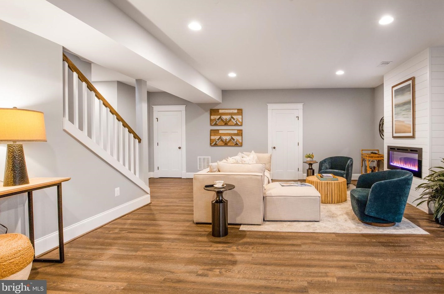 4 Alexandria Ave, Alexandria VA 22302-4204 exterior