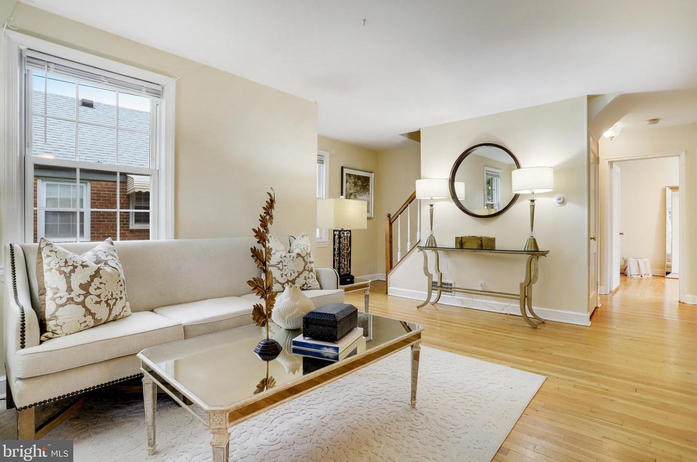 1321 Bayliss Dr, Alexandria VA 22302-3510 exterior