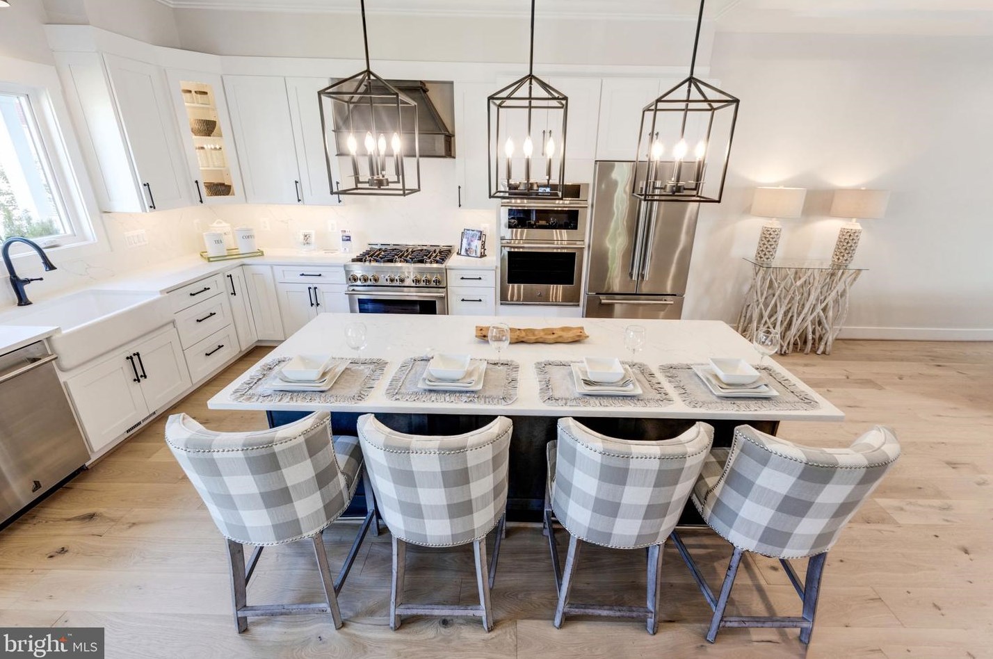 2315 Commonwealth Ave, Alexandria VA 22305-2829 exterior