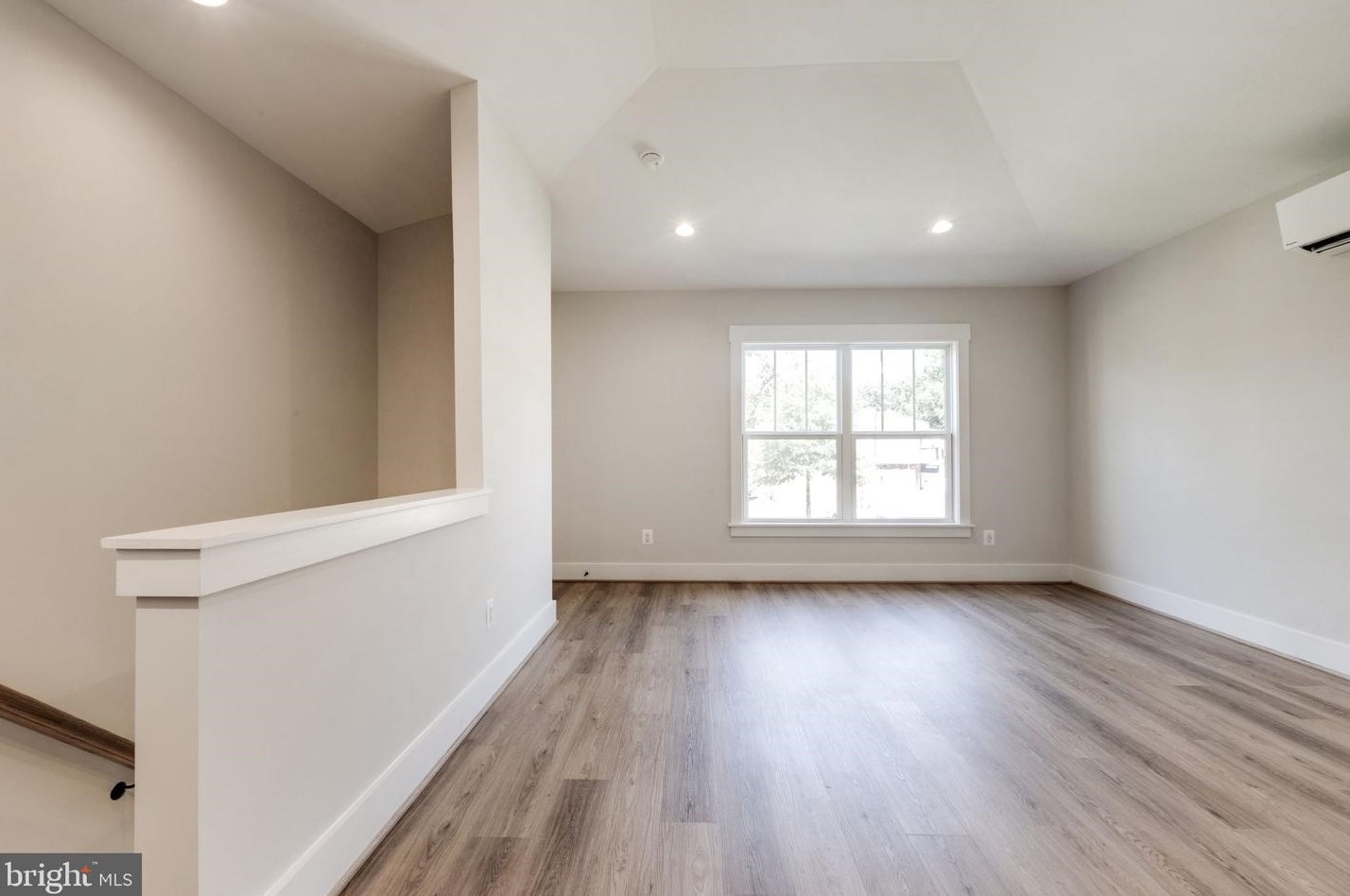 2315 Commonwealth Ave, Alexandria VA 22305-2829 exterior