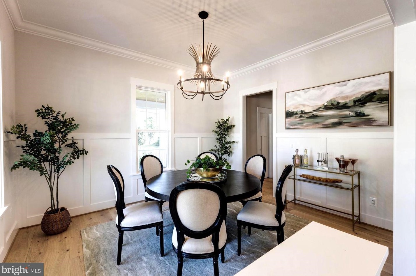 2315 Commonwealth Ave, Alexandria VA 22305-2829 exterior