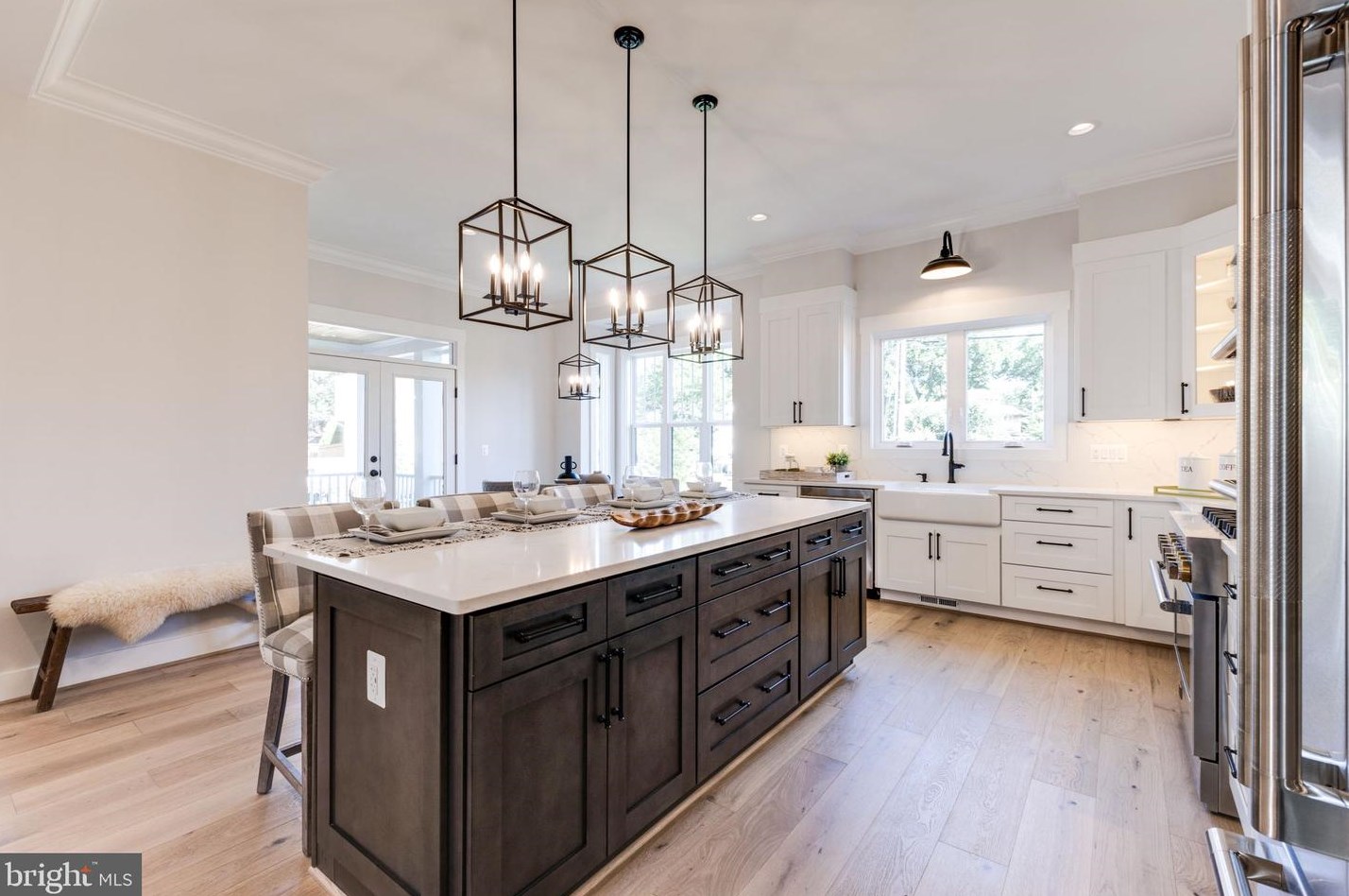 2315 Commonwealth Ave, Alexandria VA 22305-2829 exterior