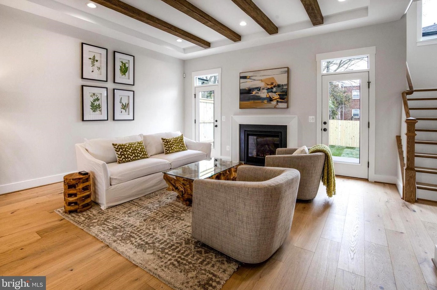 2315 Commonwealth Ave, Alexandria VA 22305-2829 exterior