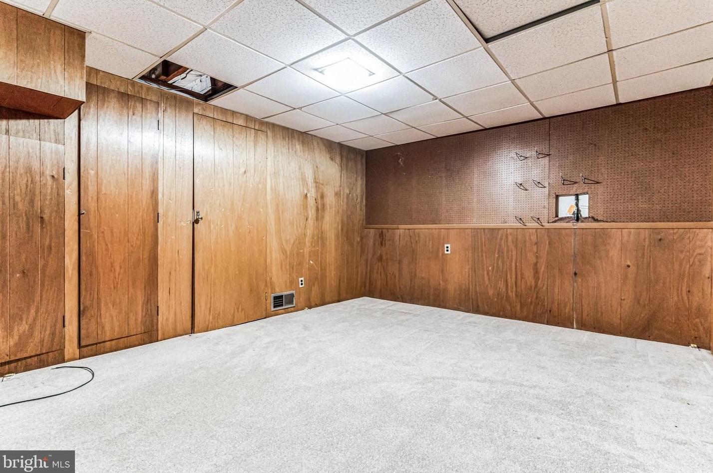 121 Jenkins St, Alexandria VA 22304-4952 exterior