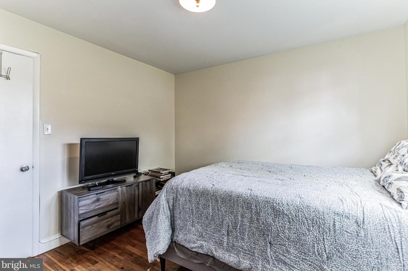 121 Jenkins St, Alexandria VA 22304-4952 exterior