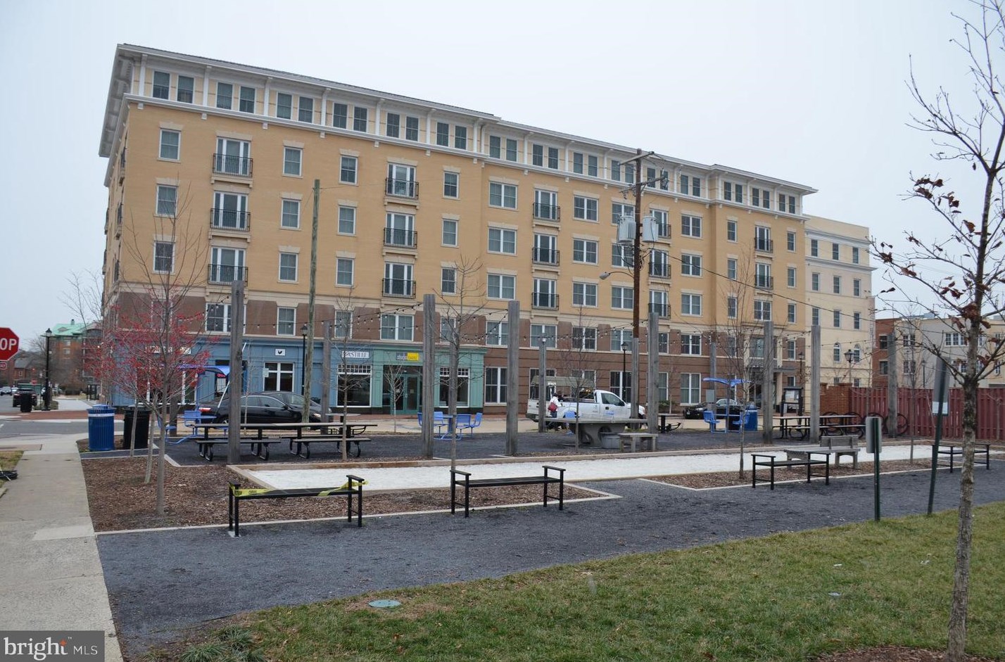 525 Fayette St, Alexandria VA 22314-2260 exterior