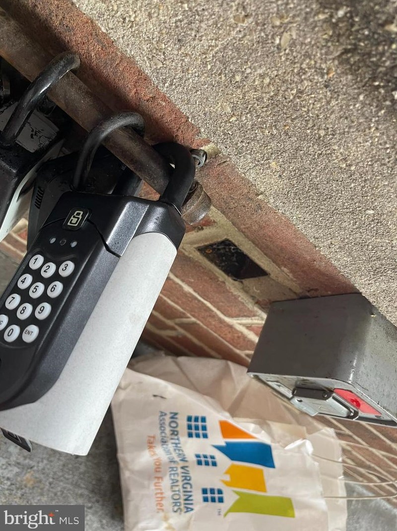 431 Armistead St, Alexandria VA 22312-2843 exterior