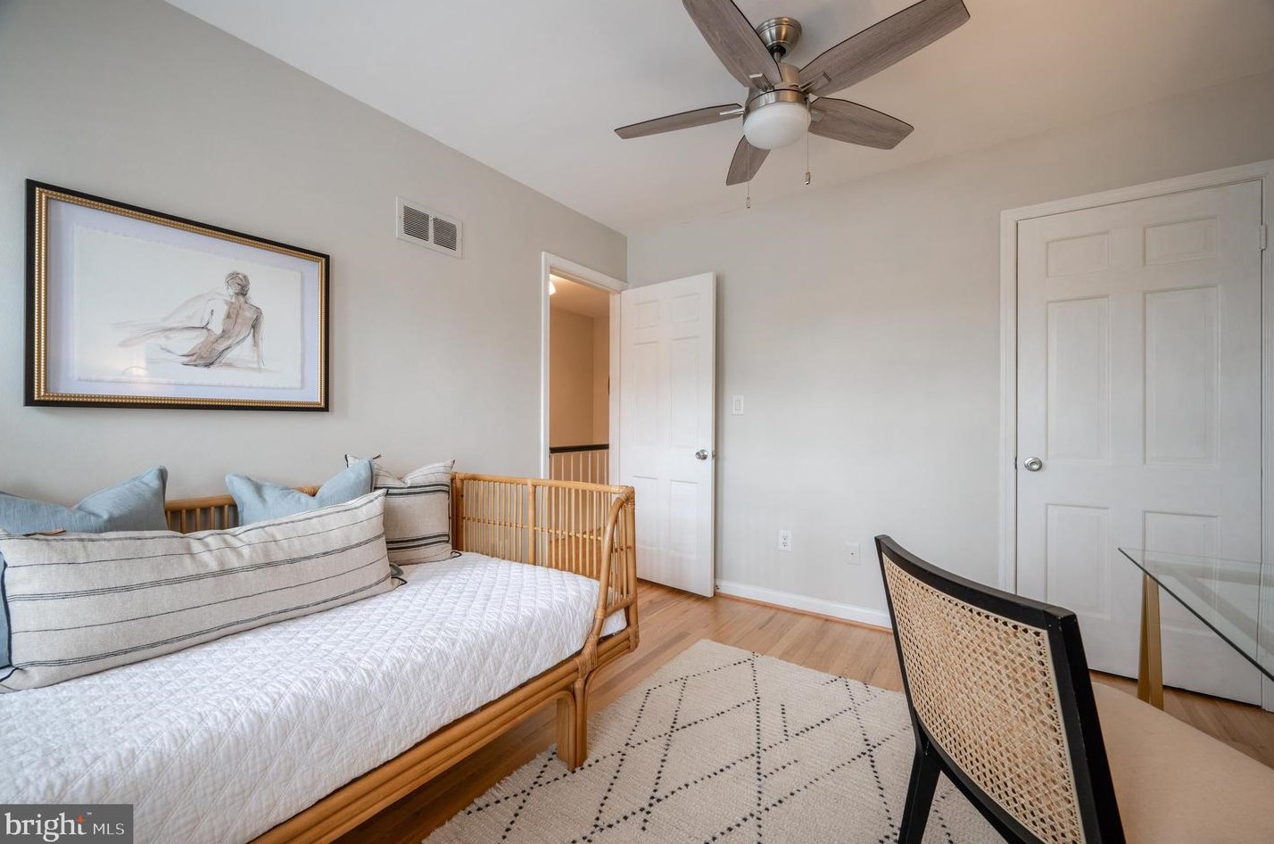 204 Green St, Alexandria VA  22314-4316 exterior