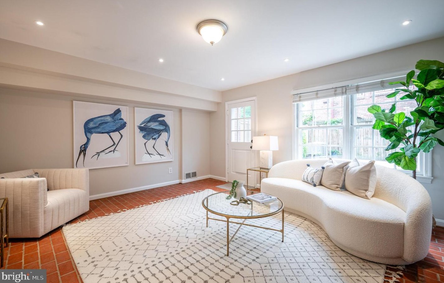 204 Green St, Alexandria VA  22314-4316 exterior