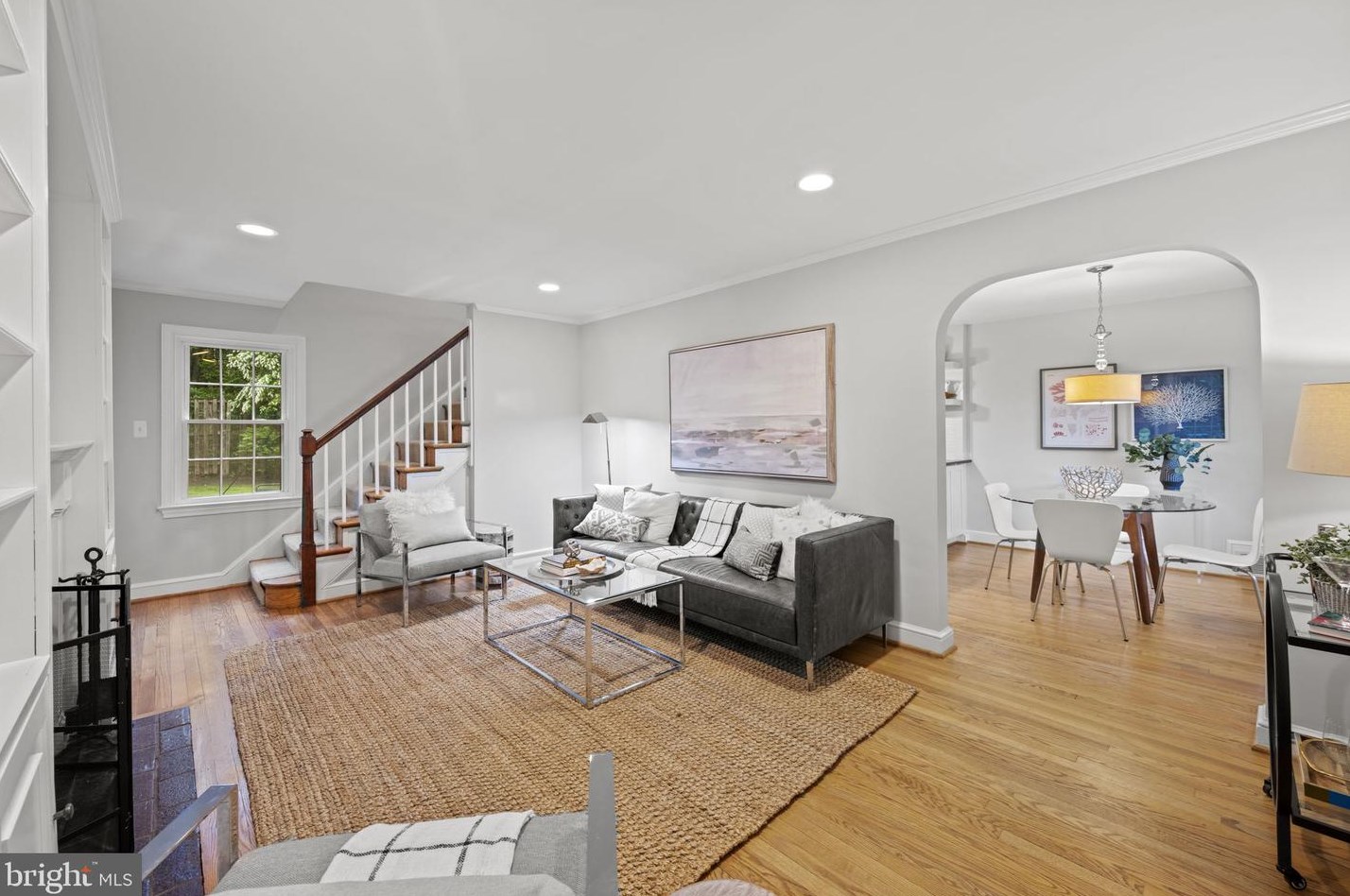 123 Moncure Dr, Alexandria VA 22314-4965 exterior