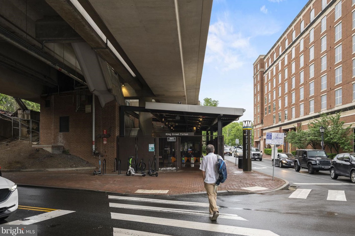 123 Moncure Dr, Alexandria VA 22314-4965 exterior