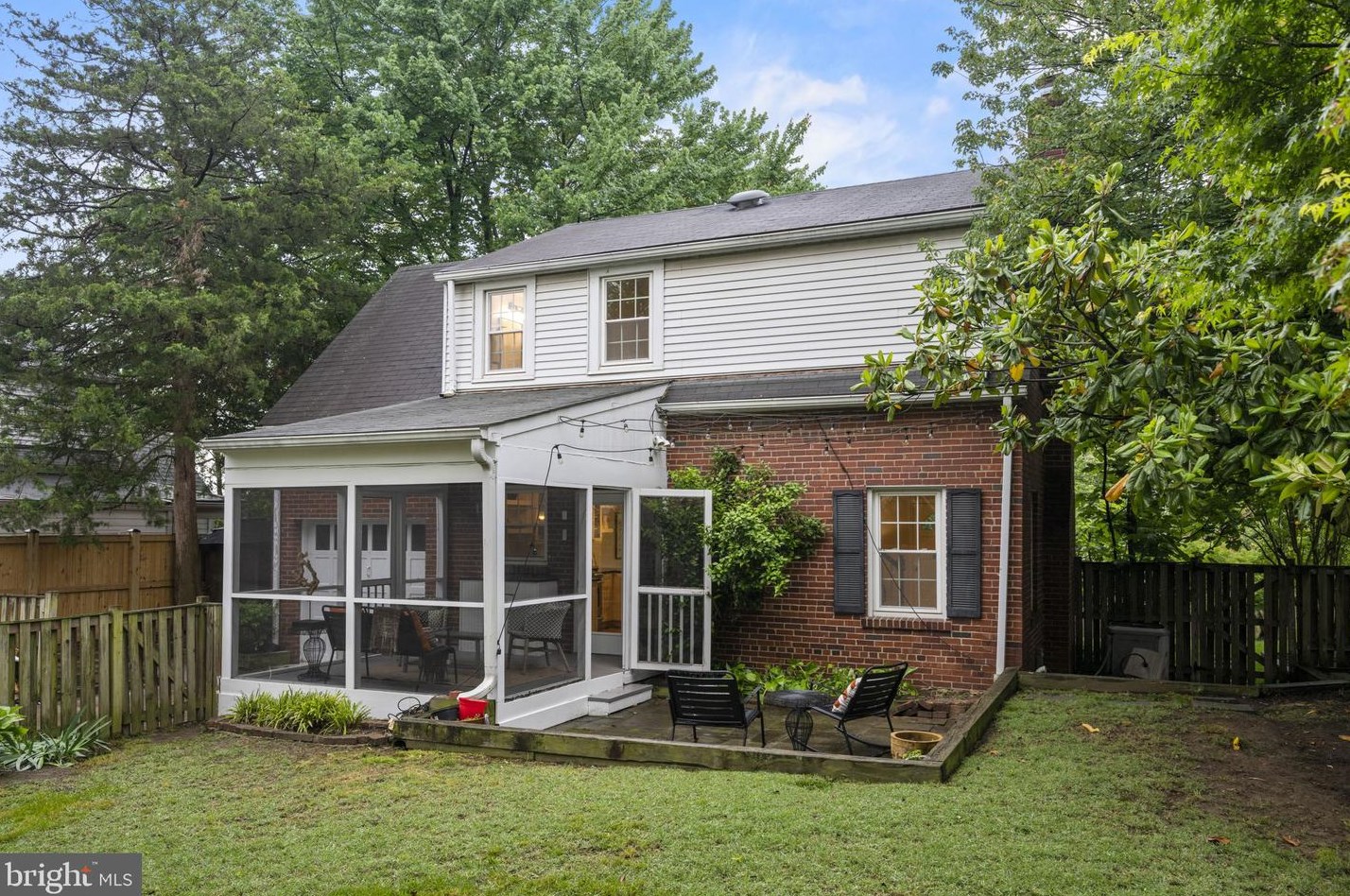 123 Moncure Dr, Alexandria VA 22314-4965 exterior